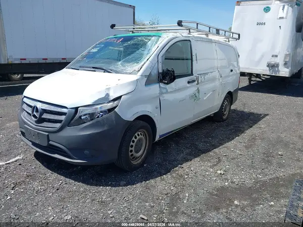 WD3PG2EA1H3336543 2017 MERCEDES-BENZ METRIS - Image 2