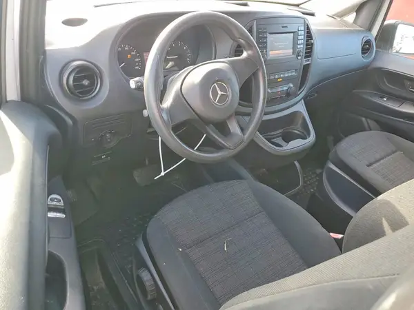 WD3PG2EA1J3354014 2018 MERCEDES-BENZ METRIS - Image 8