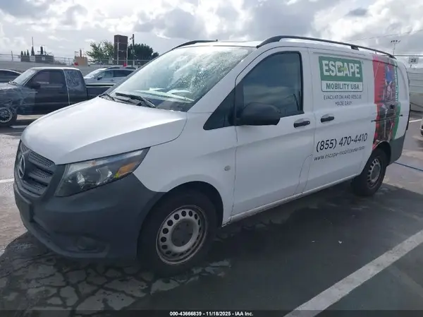WD3PG2EA1J3416706 2018 MERCEDES-BENZ METRIS - Image 2