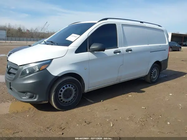 WD3PG2EA1J3446031 2018 MERCEDES-BENZ METRIS - Image 2