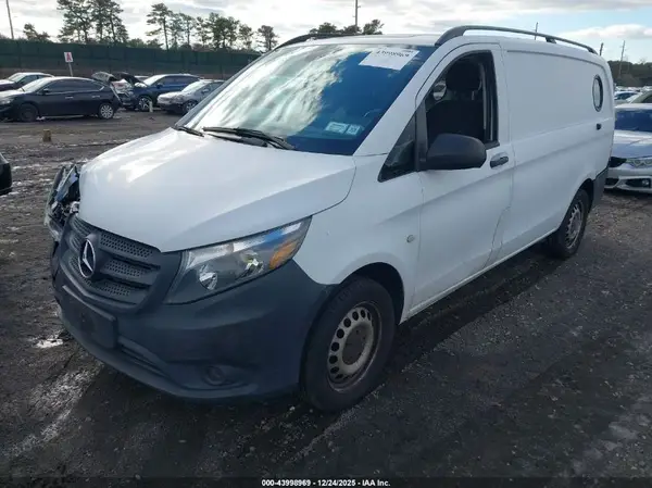 WD3PG2EA2G3091492 2016 MERCEDES-BENZ METRIS - Image 2