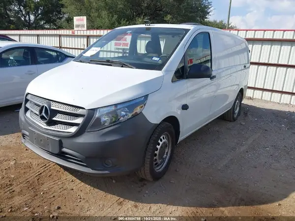 WD3PG2EA2G3095994 2016 MERCEDES-BENZ METRIS - Image 2