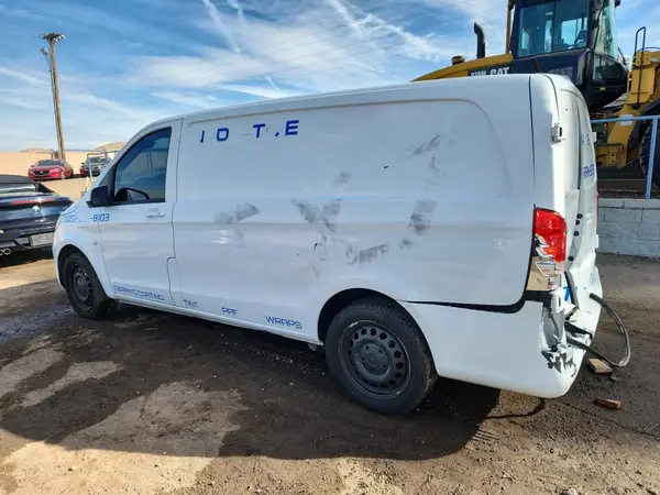 WD3PG2EA2H3213432 2017 MERCEDES-BENZ METRIS - Image 2