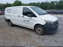 WD3PG2EA2H3272609 2017 MERCEDES-BENZ METRIS