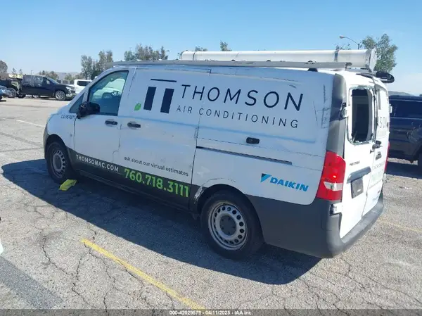 WD3PG2EA2J3415757 2018 MERCEDES-BENZ METRIS - Image 2