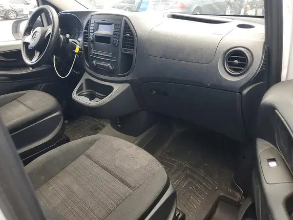 WD3PG2EA3H3218414 2017 MERCEDES-BENZ METRIS - Image 8