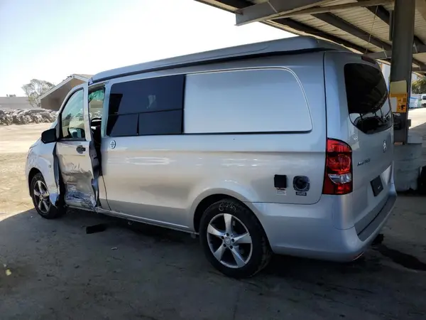 WD3PG2EA3H3270612 2017 MERCEDES-BENZ METRIS - Image 2