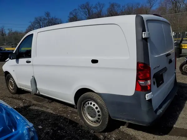 WD3PG2EA3H3312888 2017 MERCEDES-BENZ METRIS - Image 2