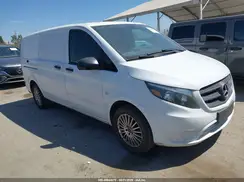 WD3PG2EA3J3414049 2018 MERCEDES-BENZ METRIS