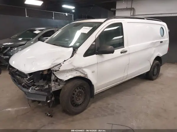 WD3PG2EA4G3104470 2016 MERCEDES-BENZ METRIS - Image 2