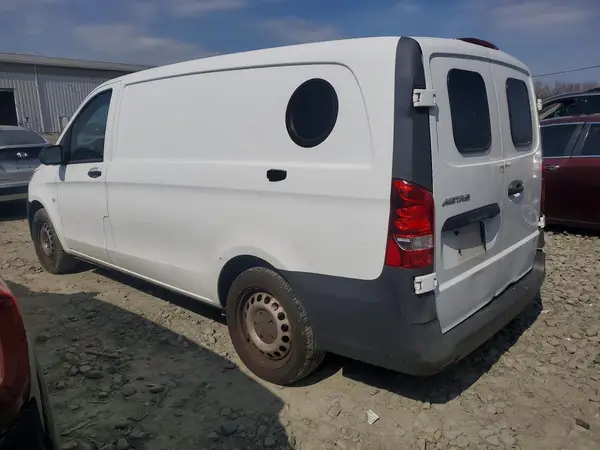 WD3PG2EA4H3278251 2017 MERCEDES-BENZ METRIS - Image 2