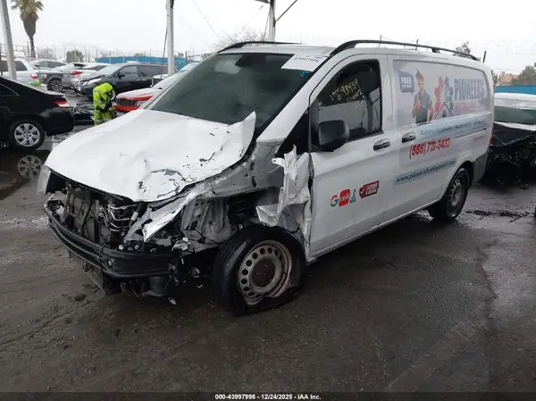 WD3PG2EA4K3545816 2019 MERCEDES-BENZ METRIS - Image 2