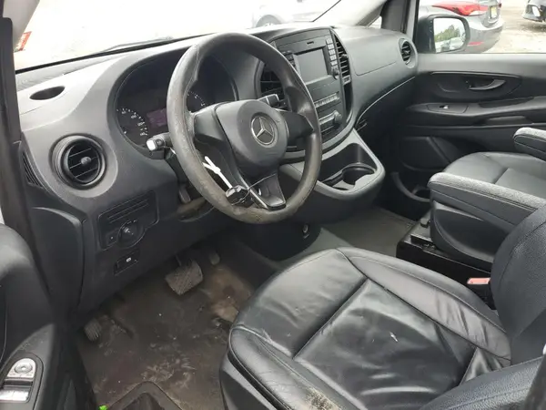 WD3PG2EA5G3088022 2016 MERCEDES-BENZ METRIS - Image 8
