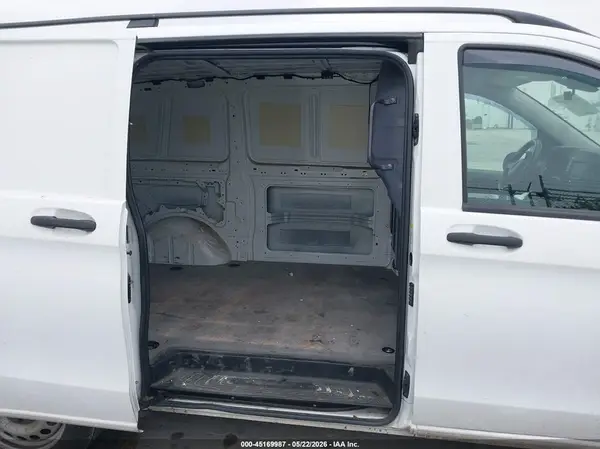 WD3PG2EA5G3100198 2016 MERCEDES-BENZ METRIS - Image 8