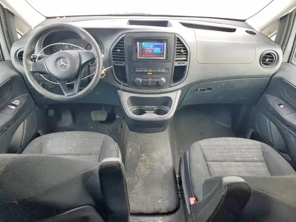WD3PG2EA5H3210069 2017 MERCEDES-BENZ METRIS - Image 8
