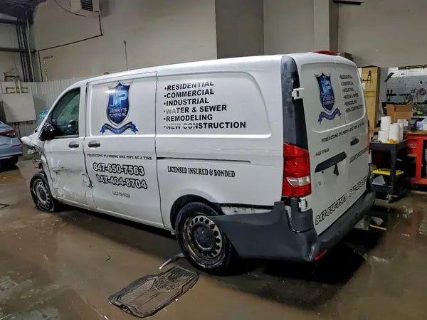 WD3PG2EA5H3283104 2017 MERCEDES-BENZ METRIS - Image 2