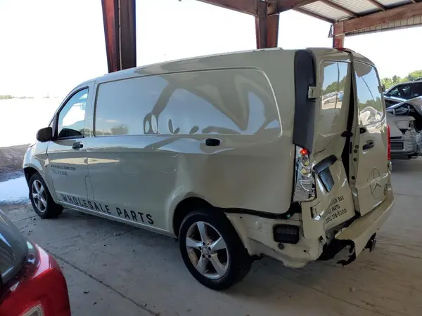 WD3PG2EA5H3336528 2017 MERCEDES-BENZ METRIS - Image 2