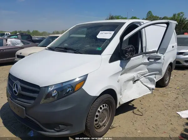 WD3PG2EA6H3201347 2017 MERCEDES-BENZ METRIS - Image 2