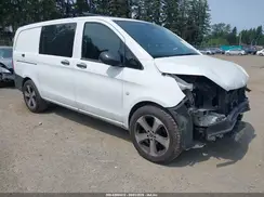 WD3PG2EA6J3378616 2018 MERCEDES-BENZ METRIS