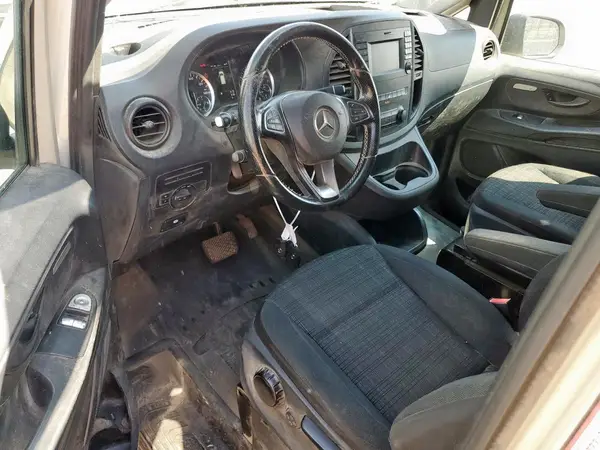WD3PG2EA6J3445781 2018 MERCEDES-BENZ METRIS - Image 8