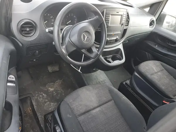 WD3PG2EA6K3511585 2019 MERCEDES-BENZ METRIS - Image 8