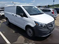 WD3PG2EA7H3245521 2017 MERCEDES-BENZ METRIS
