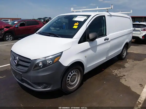 WD3PG2EA7H3245521 2017 MERCEDES-BENZ METRIS - Image 2