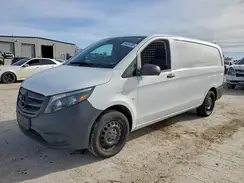 WD3PG2EA7H3318452 2017 MERCEDES-BENZ METRIS