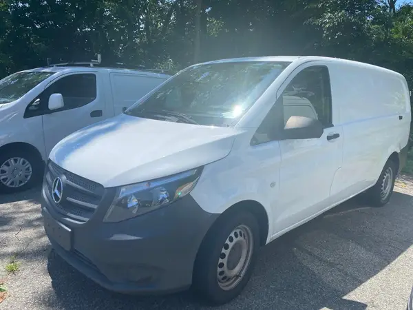 WD3PG2EA7H3321XXX 2017 MERCEDES-BENZ METRIS - Image 2