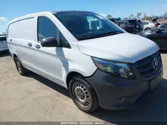 WD3PG2EA8J3357475 2018 MERCEDES-BENZ METRIS