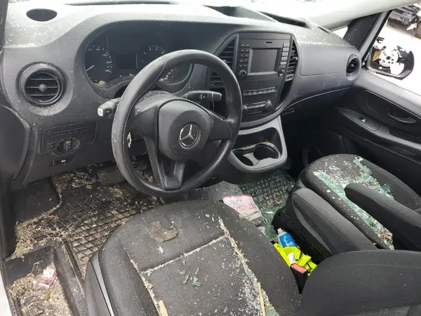 WD3PG2EA8K3506534 2019 MERCEDES-BENZ METRIS - Image 8