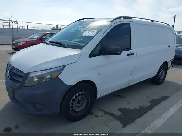 WD3PG2EA9G3086967 2016 MERCEDES-BENZ METRIS - Image 2