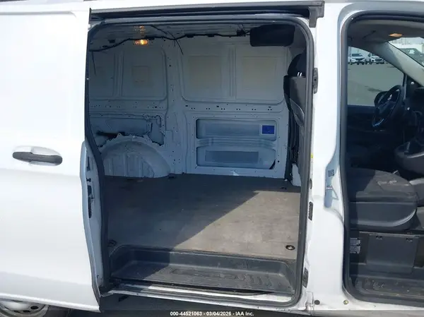 WD3PG2EA9G3086967 2016 MERCEDES-BENZ METRIS - Image 8
