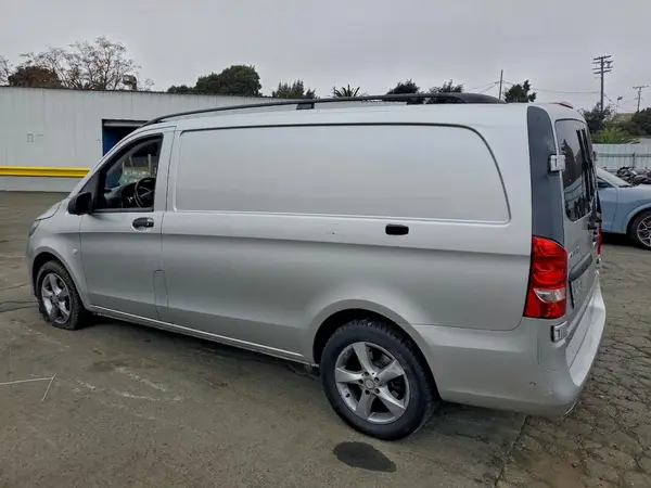 WD3PG2EA9G3088301 2016 MERCEDES-BENZ METRIS - Image 2