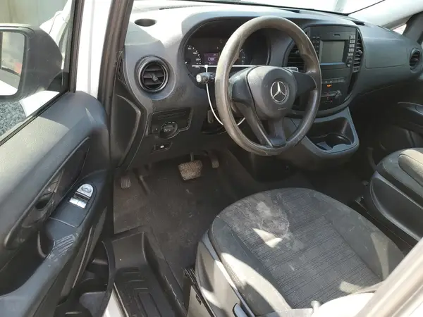 2016 MERCEDES-BENZ METRIS auction photo 8