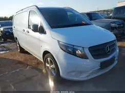 WD3PG2EA9H3217011 2017 MERCEDES-BENZ METRIS
