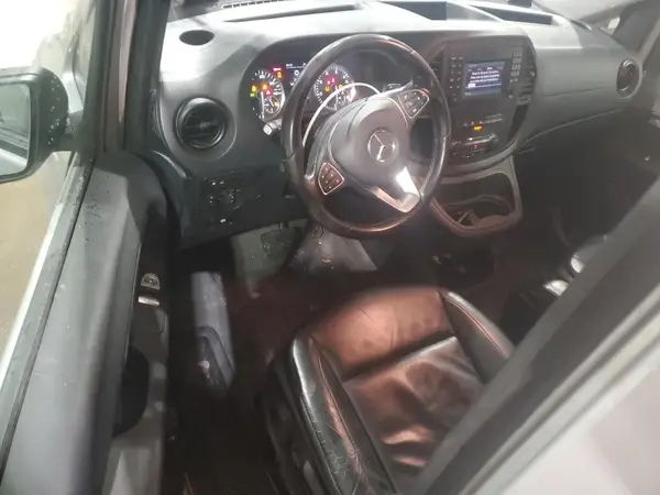 WD3PG2EA9H3280660 2017 MERCEDES-BENZ METRIS - Image 8
