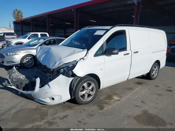 WD3PG2EA9H3295854 2017 MERCEDES-BENZ METRIS - Image 2
