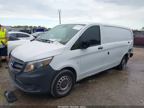 WD3PG2EA9K3535864 2019 MERCEDES-BENZ METRIS - Image 2
