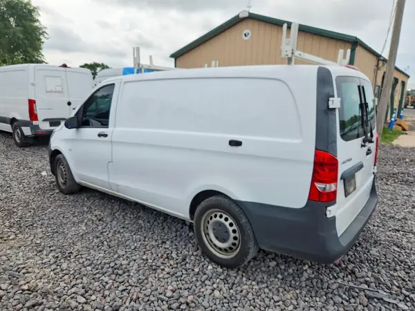 WD3PG2EA9L3663944 2020 MERCEDES-BENZ METRIS - Image 2