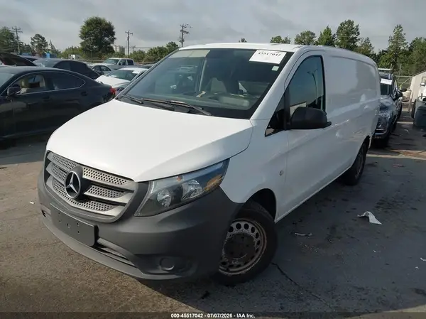WD3PG2EAXH3212240 2017 MERCEDES-BENZ METRIS - Image 2