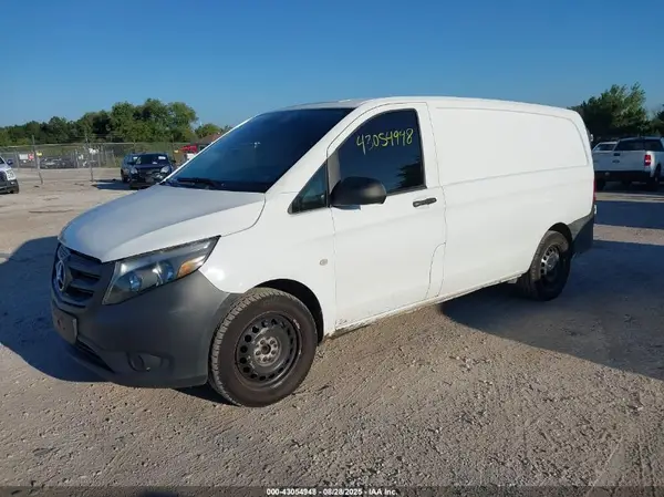 WD3PG2EAXH3227627 2017 MERCEDES-BENZ METRIS - Image 2