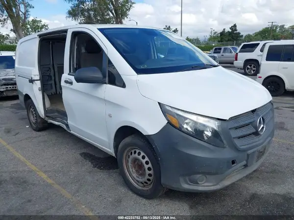WD3PG2EAXH3301693 2017 MERCEDES-BENZ METRIS - Image 1