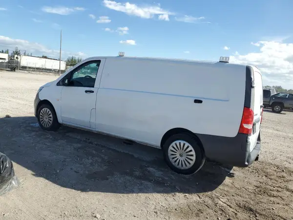 WD3PG3EA3J3437515 2018 MERCEDES-BENZ METRIS - Image 2