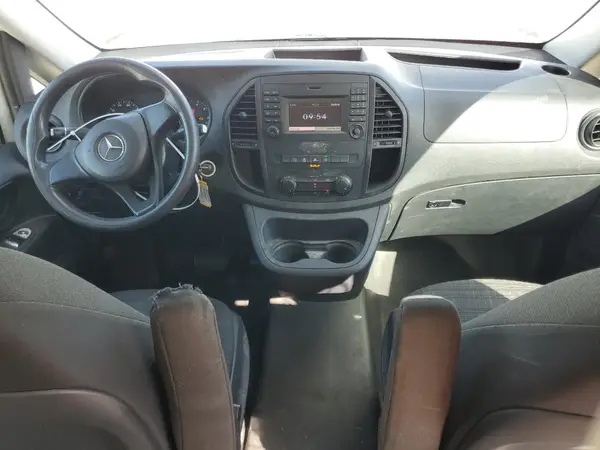 WD3PG3EA3J3437515 2018 MERCEDES-BENZ METRIS - Image 8