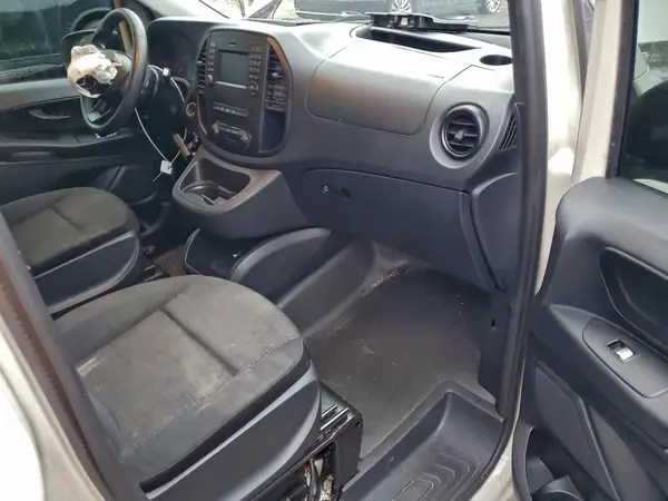WD3PG3EA3L3646322 2020 MERCEDES-BENZ METRIS - Image 8