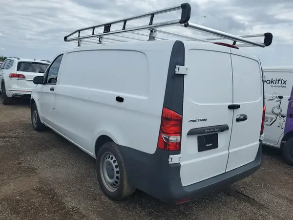 WD3PG3EA5L3672484 2020 MERCEDES-BENZ METRIS - Image 2