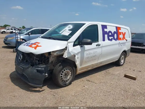 WD3PG3EA6K3532877 2019 MERCEDES-BENZ METRIS - Image 2