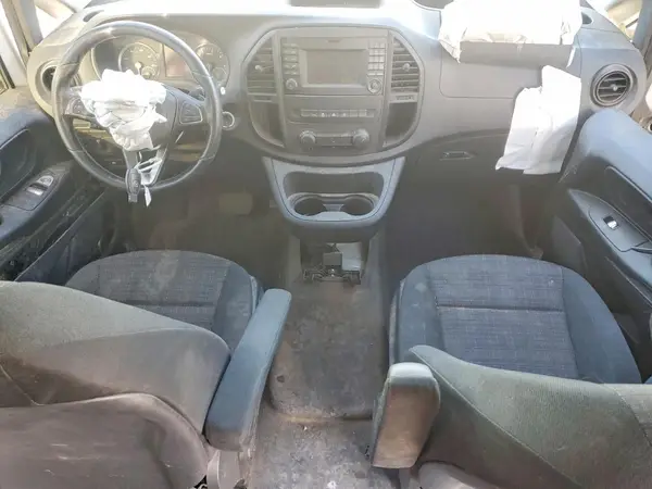 WD3PG3EA6L3645083 2020 MERCEDES-BENZ METRIS - Image 8