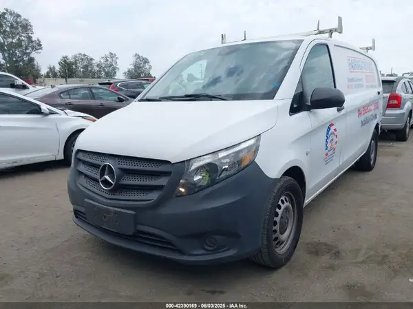 WD3PG3EA6L3645875 2020 MERCEDES-BENZ METRIS - Image 2